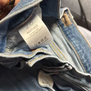 Mother Jeans The Mid Rise Dazzler Ankle Fray thumbnail 4