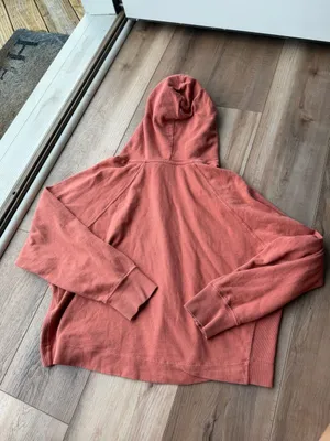 Vuori Faded Style Coral Terracotta Hoodie Size S thumbnail 3