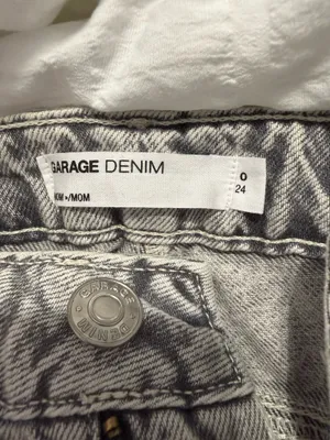 Jeans Garage thumbnail 3