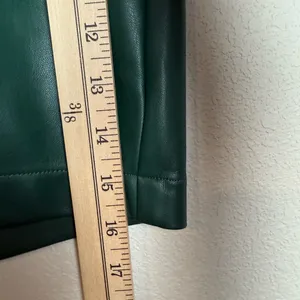 Hollister Women Size Small Green Faux Leather ultra high rise retro‎ mini skirt thumbnail 3