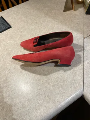 Garolini red suede kitten heels Size 10 thumbnail 4