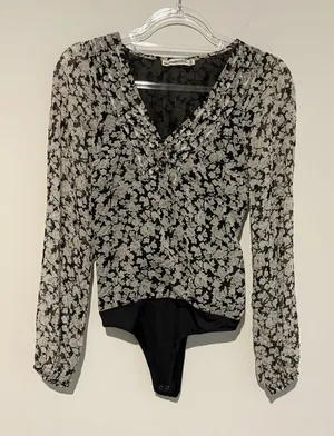 Abercrombie & Fitch Thong‎ Body Suit V Neck Floral Lined black white Size XS thumbnail 1