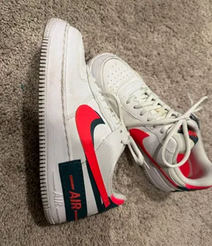 Nike Air Force 1 thumbnail 1