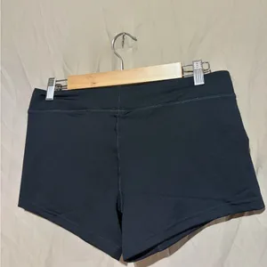 Nike spandex thumbnail 3