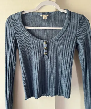 Aeropostale Top thumbnail 1