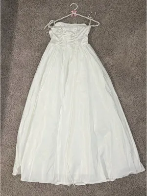 Hello Molly Maxi Dress thumbnail 2