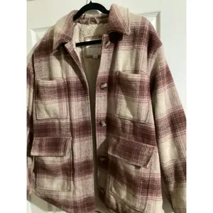 American Eagle Plaid Sherpa Lined Shacket Jacket L Burgundy Cream Button Front thumbnail 3