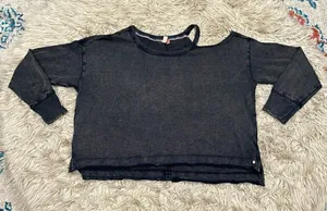 Pilcro open shoulder sweater size XL thumbnail 1