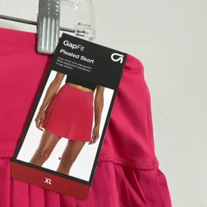 New with Pinhole Gapfit Pink Skort‎ XL Sporty Tenniscore Preppy Feminine Workout thumbnail 3