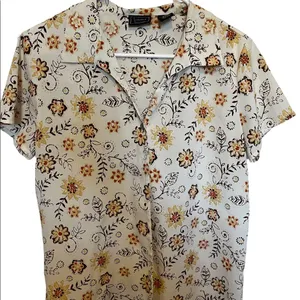 Laura Scott vintage white flower print button down shirt size 12 thumbnail 1