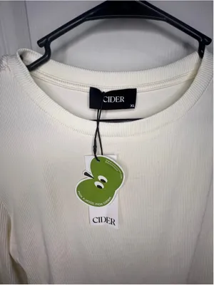 NWT Cider Cream Long Sleeve Ribbed Stretchy Bodysuit With Under Snaps thumbnail 2