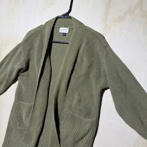 Universal Threads Womens XS Olive Green Chunky Knit Open Front Cardigan Sweater thumbnail 2