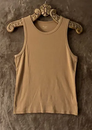No Boundaries Tan Ribbed Tank Top Women’s Size L thumbnail 1