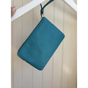 Coach F58032 Corner Zip Wristlet Turquoise Blue Green Crossgrain Leather w Slots thumbnail 2