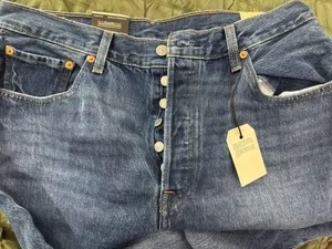 Levi’s 501 Original Cropped Jeans thumbnail 3