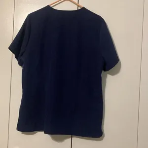 Figs Technical Collection 3 Pockets Women’s Size XL Blue Scrub Top thumbnail 5