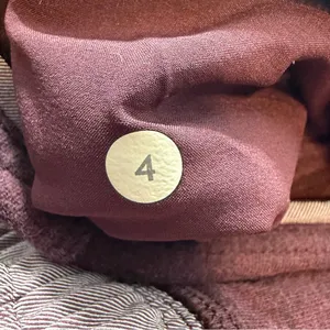 Lululemon Get Going Jogger 4 Heathered Black Cherry Burgundy Zip Pockets thumbnail 9