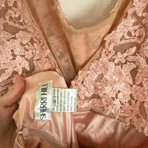 Sherri Hill NEW 53605 Blush Pink Lace Empire Waist Prom Wedding Gown thumbnail 9