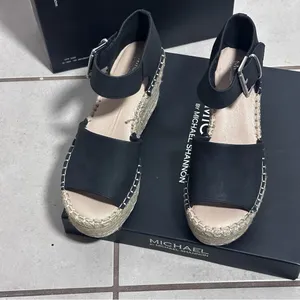 Michael by Michael Shannon Giulia Women Black Wedge Espadrille Sandals size 7.5‎ thumbnail 6