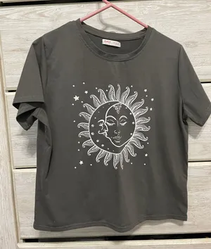 Romwe Grey Graphic Tee thumbnail 1