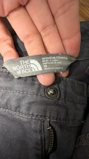 The North Face Women's Black High-Waist Casual Shorts thumbnail 8
