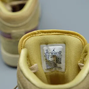 Nike Air Jordan 1 Mid SE GS French Fries B7405-700 Size 6Y Wmn 7.5 Sneaker thumbnail 2