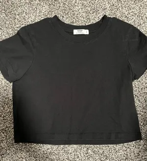 Cotton on black crop top S thumbnail 1