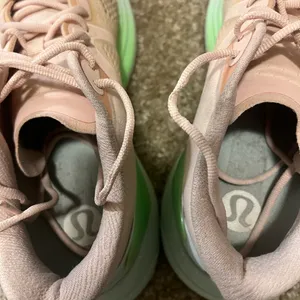 Lululemon‎ BlissFeel run sneaker 8.5 thumbnail 12