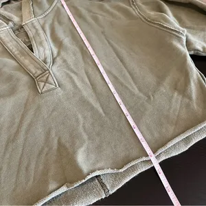 Aerie Women’s Green‎ V-Neck Hoodie XS thumbnail 10