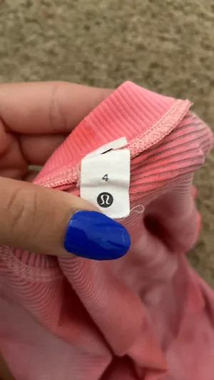 Lululemon Pink Coral T-shirt thumbnail 2