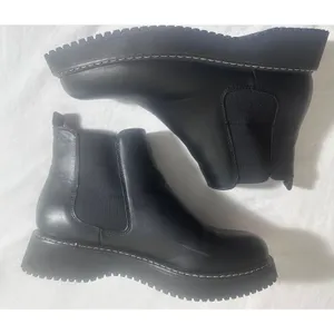 Madden Girl Black Chelsea Boots Women 9M Chunky Lug Sole Y2K Grunge Goth Biker thumbnail 3