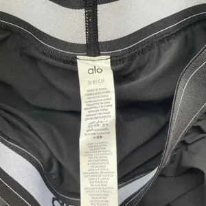 Alo Yoga Match Point Short Black S thumbnail 3