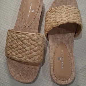 NEW Bandolino Natural Woven Straw Weave Deedee Slide Sandals Women's size 7.5 thumbnail 2