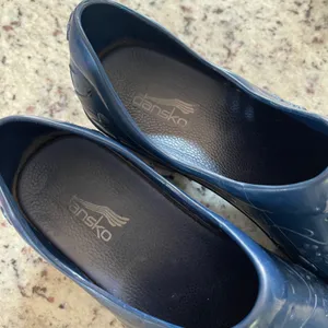 Dansko Professional Clogs Women 40 Navy Blue Floral Embossed Slip Resistant Work thumbnail 5
