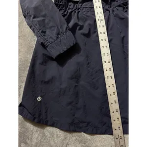 Lululemon Women's Pack & Glyde Hooded Jacket Windbreaker Navy Blue Size 4 thumbnail 7