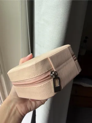 Compact Travel Jewelry Box in Light Pink thumbnail 4
