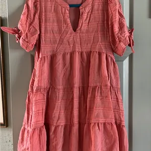 Beautiful Talulah dress. Brand new condition beautiful color thumbnail 1