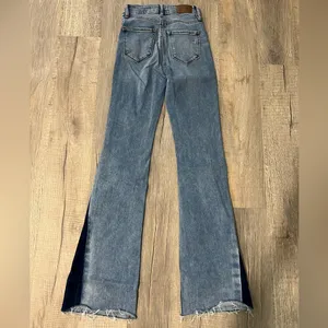 Hidden Jeans Happi Mid Rise two tone flare jeans! thumbnail 6