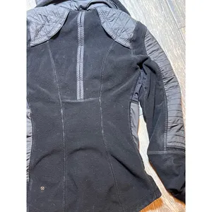 Lululemon‎ Fleecy Keen Quilted Fleece Hooded Jacket Black Womens Size 4 FLAW** thumbnail 3