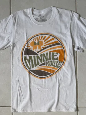Disney World Parks Minnie Mouse Castle Graphic T Shirt Women’s size Small thumbnail 2