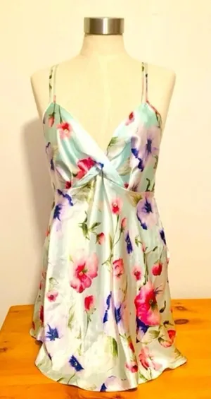 Y2K Vintage Secret Treasures Floral Satin babydoll slip dress camisole small thumbnail 1