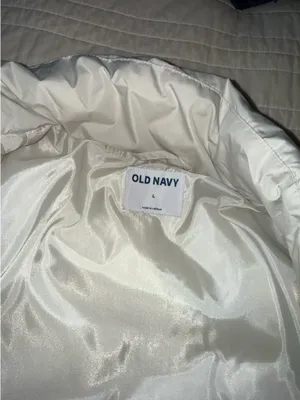 Old Navy Puffer Jacket thumbnail 4