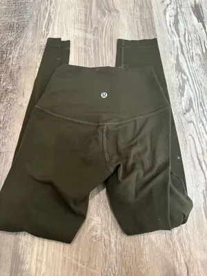 Lululemon thumbnail 2