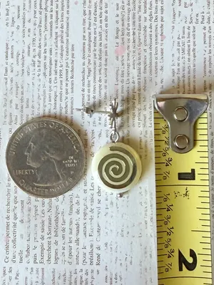 Handmade boho vintage grunge funky whimsical style swirl shell beads earrings🌀 thumbnail 6
