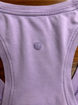 Lululemon Women’s Purple Tank Top Sz S 👽💚 thumbnail 4