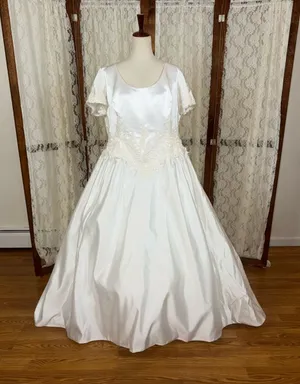 Beautiful Vintage 90s Mon Cheri White Satin Wedding Gown thumbnail 1