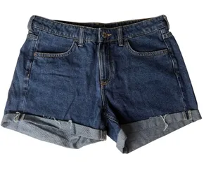 Stylish Women's Shorts Size 6 - Pre-Owned & Excellent thumbnail 1