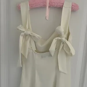 Urban Outfitters🤍 Bri Double Bow Satin White Mini Dress - Size XS Women’s thumbnail 3