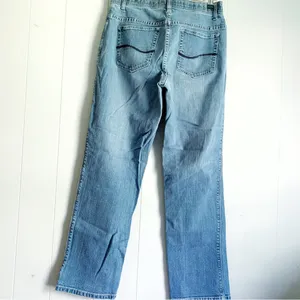 LEE Comfort Waist Ladies Denim Jeans Size 12 thumbnail 4