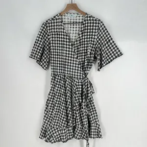 Passion Lilie Houndstooth Cotton Black White Ruffle Hem Mini Wrap Dress Size XL‎ thumbnail 2